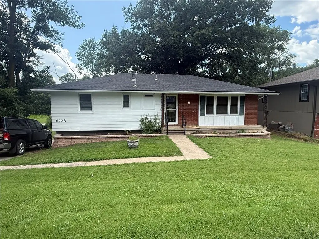 6728 Manchester AVE, Kansas City, MO 64133