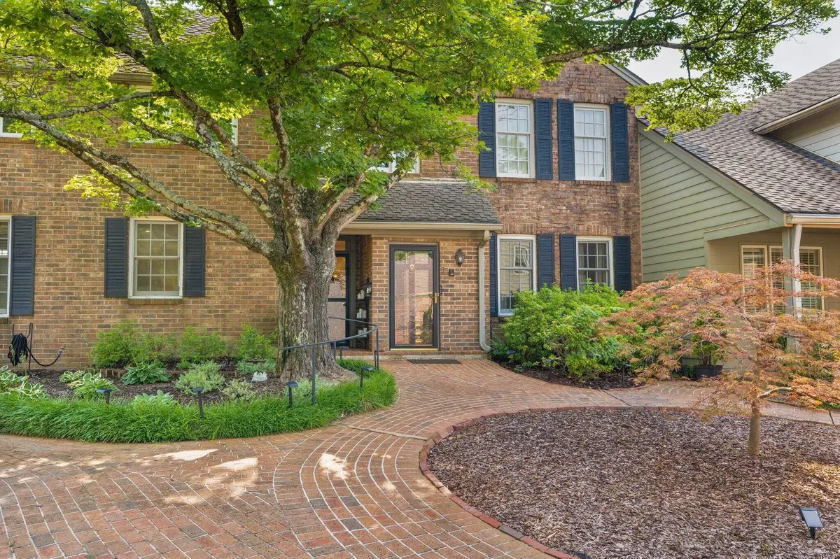 100 Scenic Highway ##2, Lookout Mountain, TN 37350