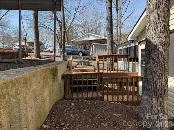 339/341 Lake Tillery TRL #E223/224, Mount Gilead, NC 27306