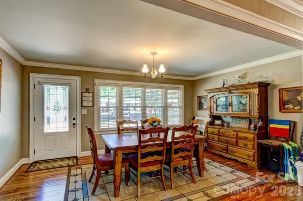 113 Delview DR, Cherryville, NC 28021