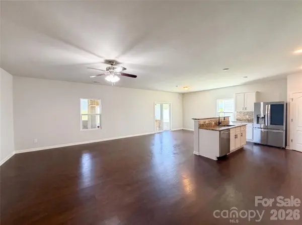 4034 Rosfield DR, Charlotte, NC 28214
