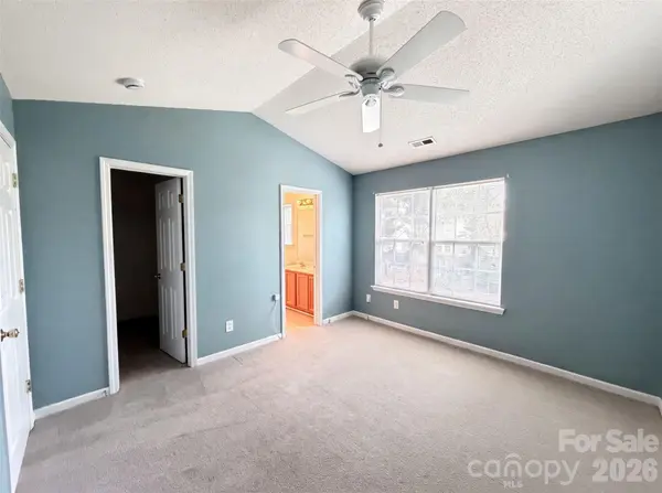 14205 Tranters Creek LN, Charlotte, NC 28273
