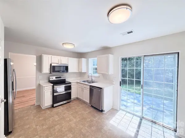 14542 Arbor Ridge DR, Charlotte, NC 28273