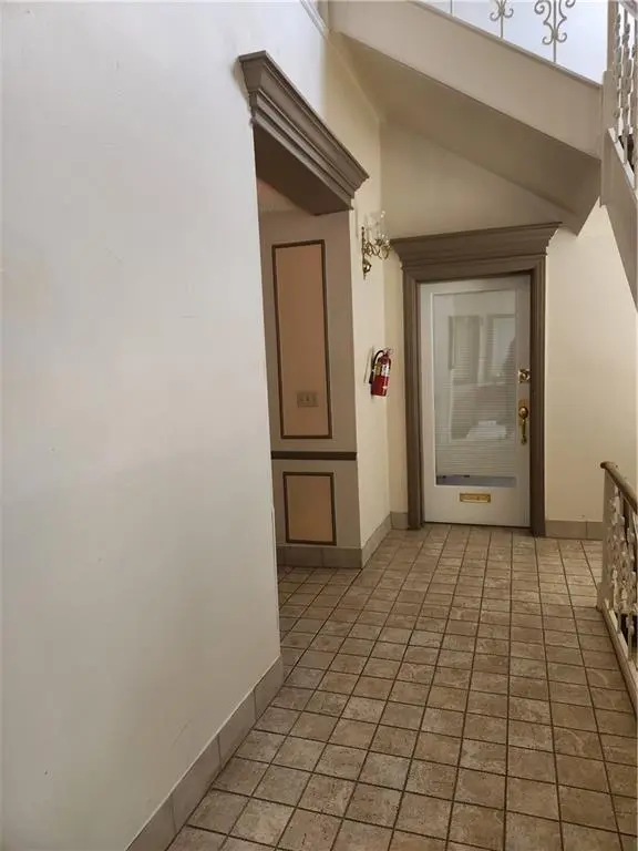 7530 Troost AVE, Kansas City, MO 64131