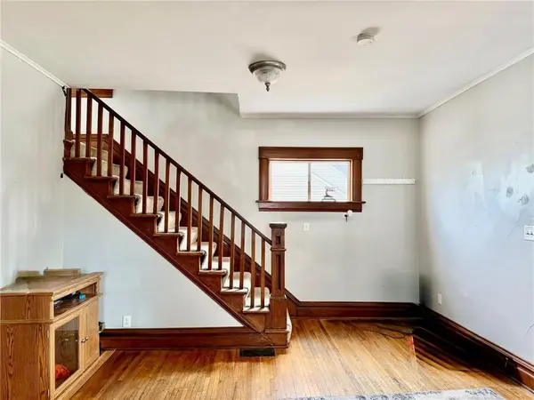 321 W 5th ST, Maryville, MO 64468