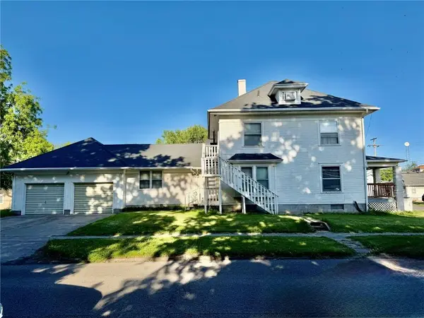 304 W 7th ST, Maryville, MO 64468