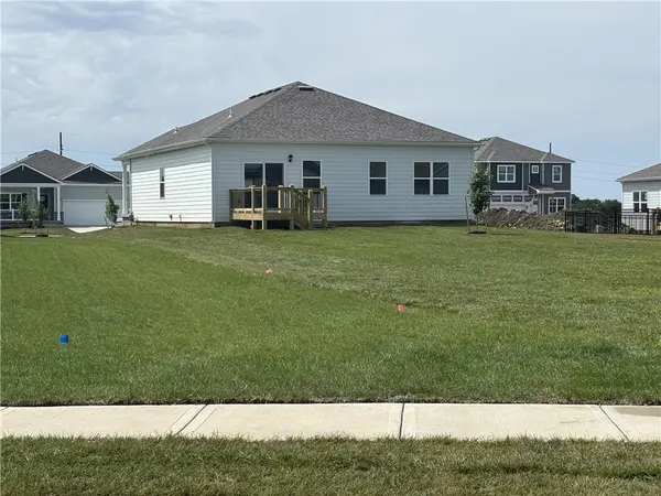 25020 W 178th TER, Gardner, KS 66030