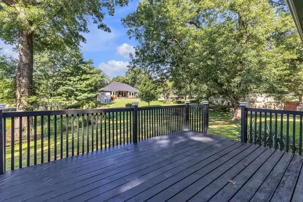 4806 Stonecrest TER, St Joseph, MO 64506