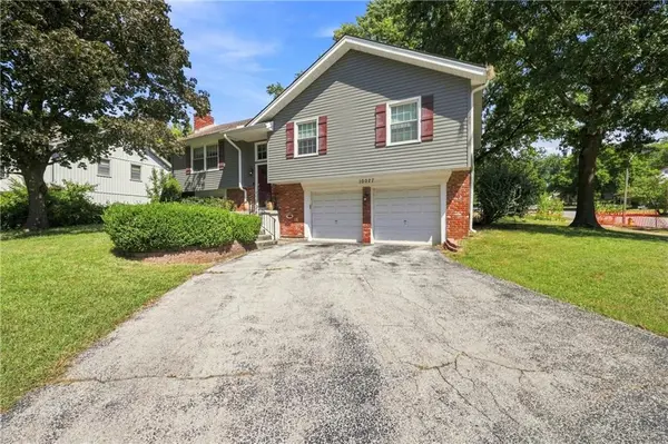 10027 Noland RD, Lenexa, KS 66215