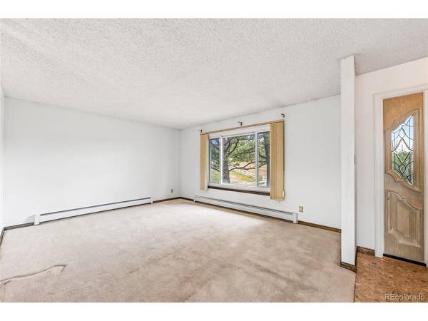 2181 Woodpecker, Elizabeth, CO 80107
