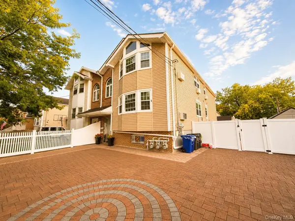 2357 Demeyer ST, Bronx, NY 10469