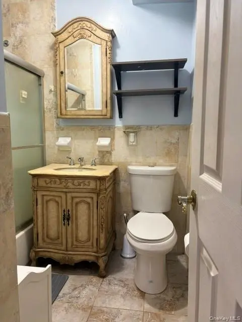 4 E 54 ST #2G, Brooklyn, NY 11203