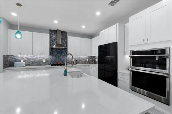 5344 WISHING ARCH DR, Apollo Beach, FL 33572
