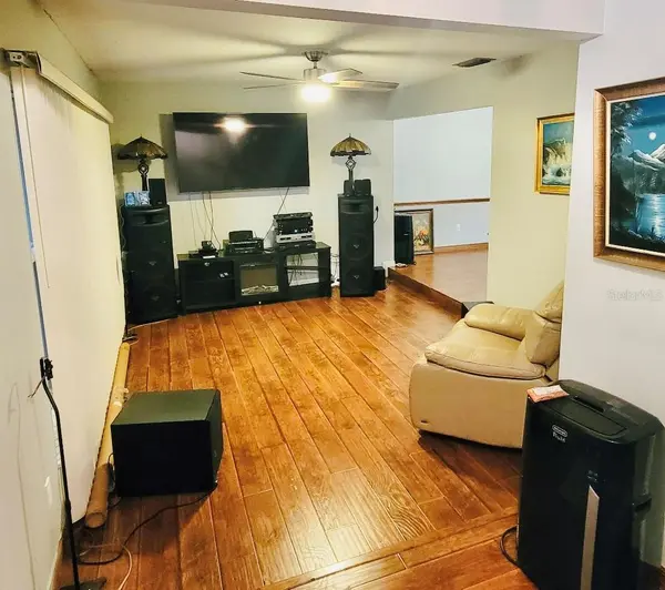 211 STEVENAGE DR, Longwood, FL 32779