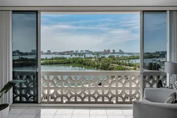 31 ISLAND WAY #605, Clearwater Beach, FL 33767