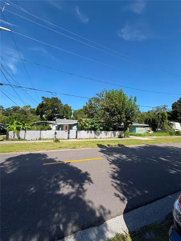 8904 N 20TH ST, Tampa, FL 33604