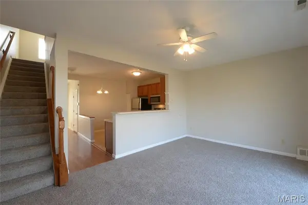 4939 Heritage Heights, Hazelwood, MO 63042