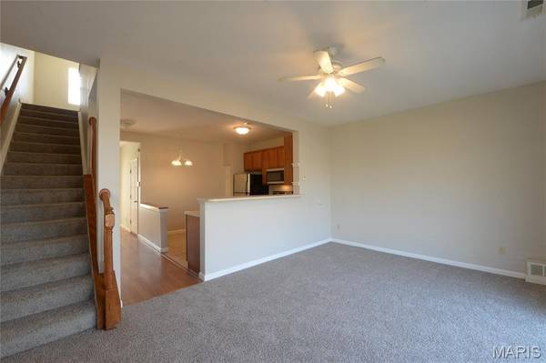 4939 Heritage Heights, Hazelwood, MO 63042