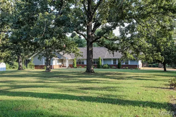 114 County Road 4221, Poplar Bluff, MO 63901