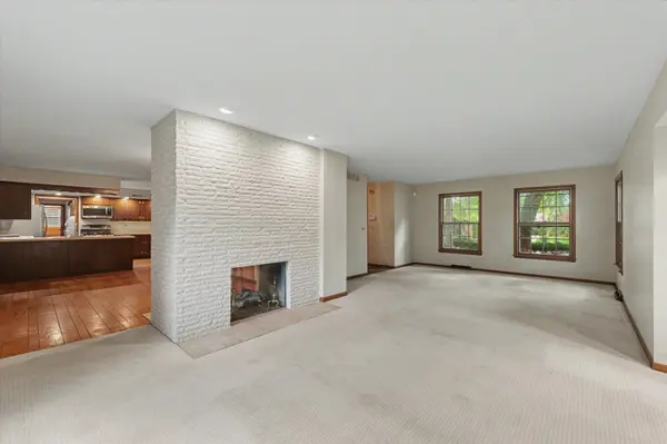 3217 Lakeshore, Champaign, IL 61822