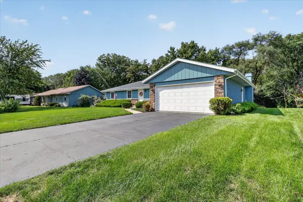 4604 Minns DR, Machesney Park, IL 61115