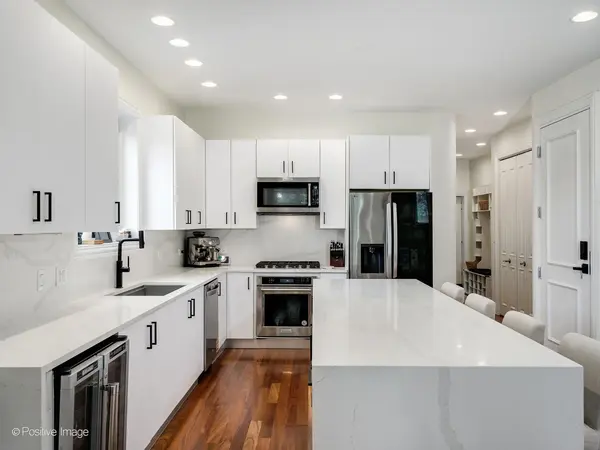 2342 W Montana ST #2W, Chicago, IL 60647