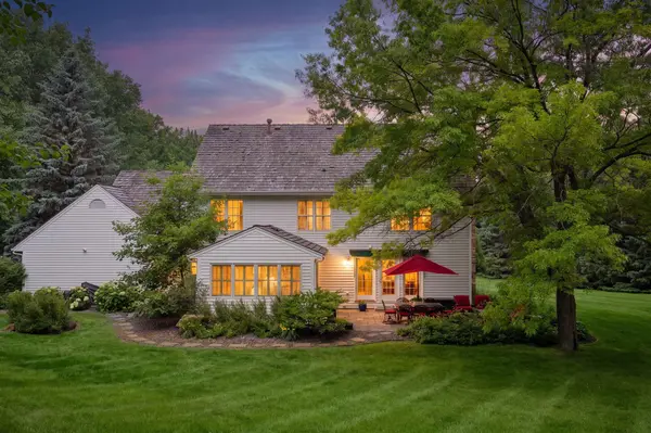 215 Hollander RD, Orono, MN 55391