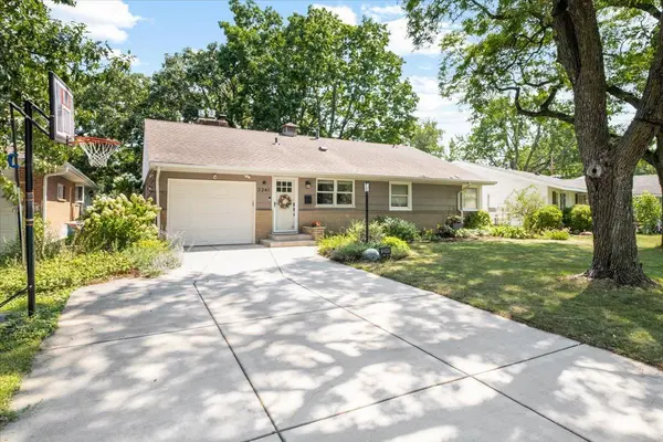 3341 Decatur LN, Saint Louis Park, MN 55426