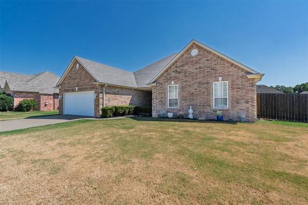 1603 Windmill Ridge DR, Shawnee, OK 74804