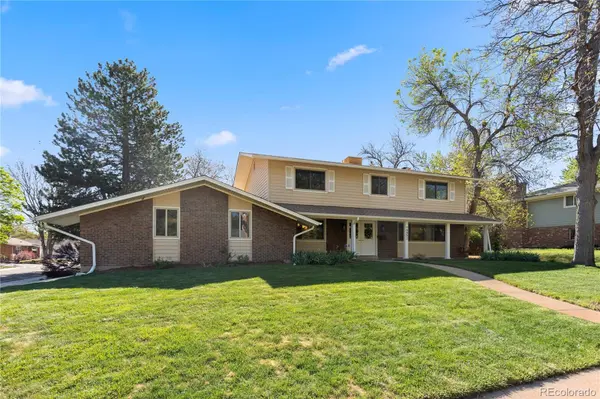 6852 S Spotswood ST, Littleton, CO 80120