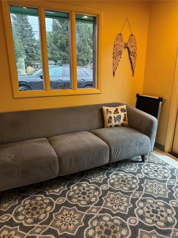 1607 N Circle DR, Colorado Springs, CO 80909