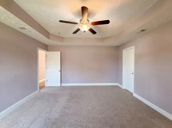 447 Golf Club Ln, Springfield, TN 37172