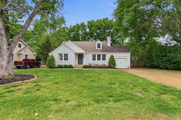 1116 Belvidere Dr, Nashville, TN 37204