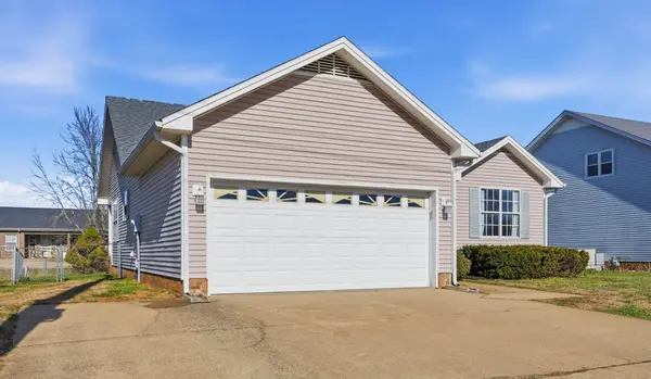 205 Sheridan Cir, Hopkinsville, KY 42240