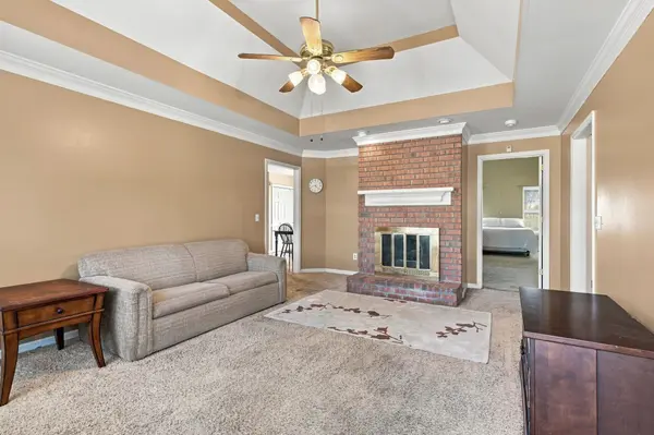 105 Clovercrest Dr, Hendersonville, TN 37075