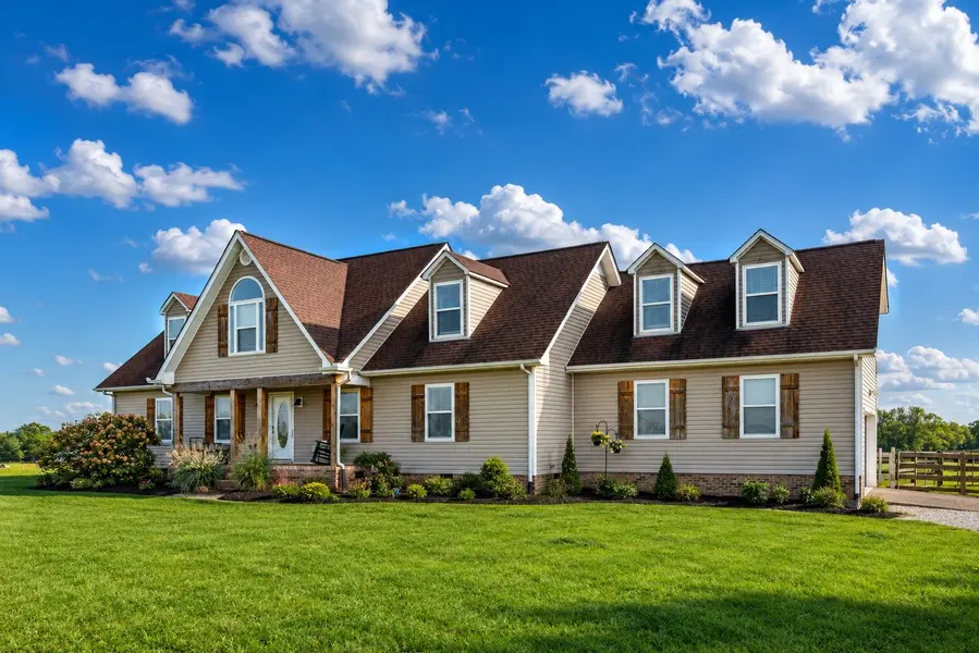 1883 Sawgrass Ln, Chapel Hill, TN 37034
