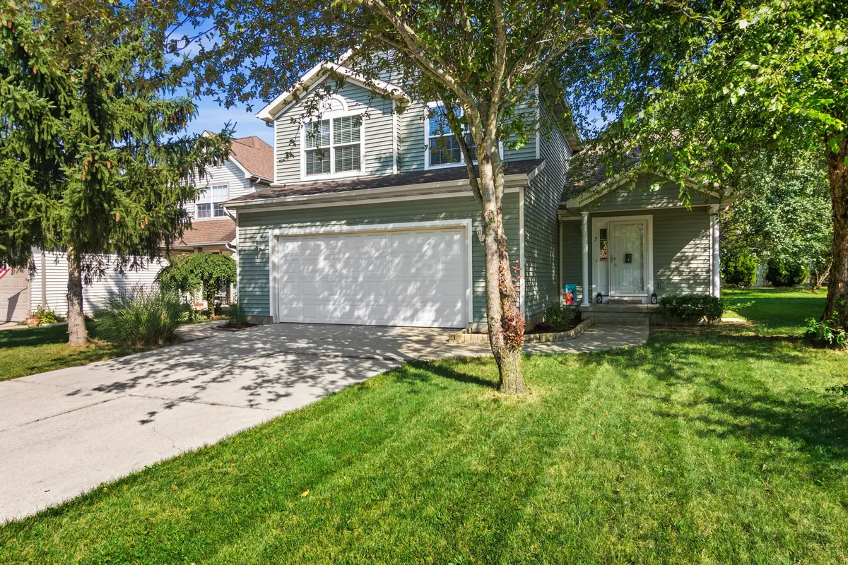 7 Edinburgh CT, Valparaiso, IN 46385