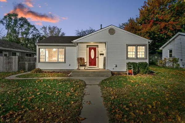 420 S 11th ST, Chesterton, IN 46304