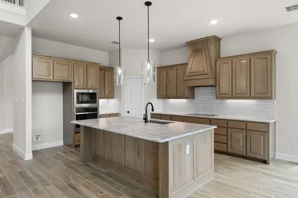 705 Seahawk Street, Joshua, TX 76058