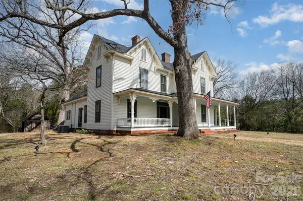502 W Allenton ST, Mount Gilead, NC 27306
