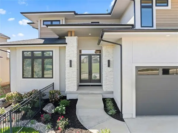 12311 W 183 TER, Overland Park, KS 66013