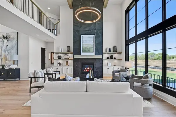 17012 Parkhill ST, Overland Park, KS 66221
