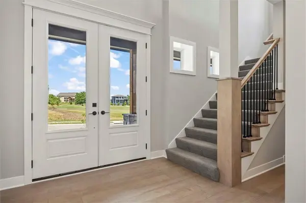 12403 W 183rd TER, Overland Park, KS 66013