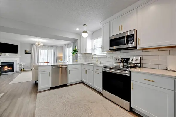 20 NW 95th PL, Kansas City, MO 64155