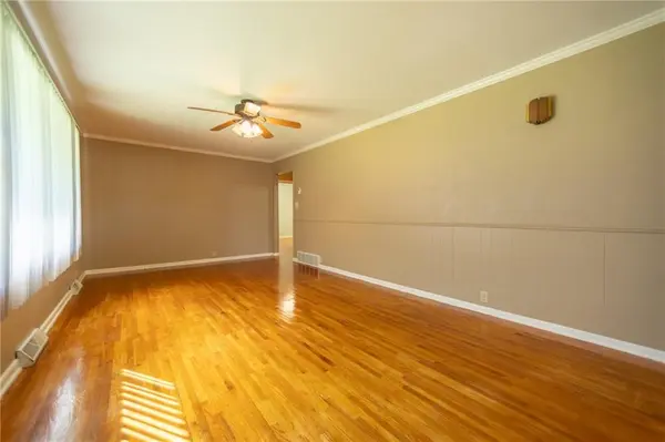 507 Commercial ST, Forest City, MO 64451