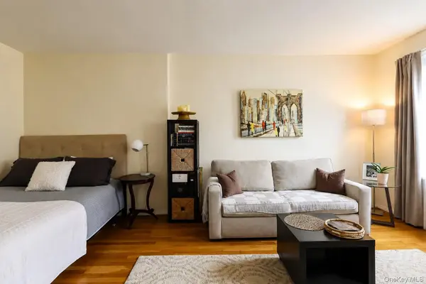 99-15 66 AVE #5A, Rego Park, NY 11374