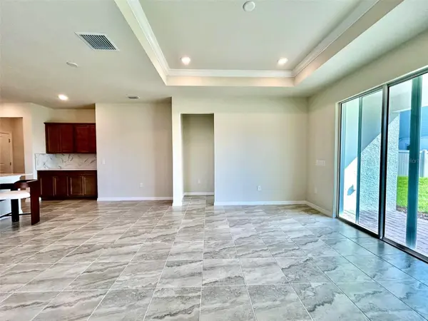 10621 BISSELL ST, Orlando, FL 32836