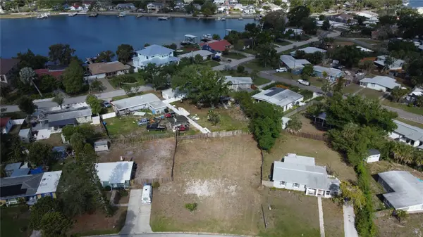 4101 NEPTUNE DR SE, St Petersburg, FL 33705