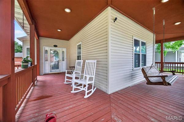 310 E Main ST, Alhambra, IL 62001