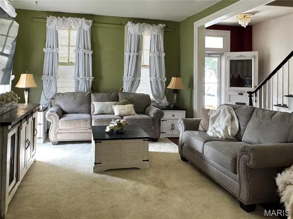 906 Georgia ST, Louisiana, MO 63353